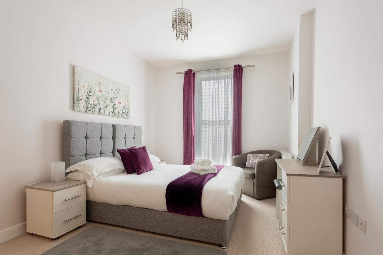 1 Bed Apartment - Redhill Central, Surrey, Gatwick #2 Kültér fotó