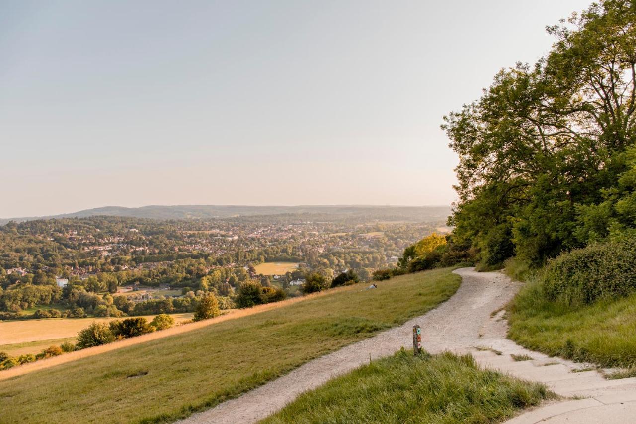 1 Bed Apartment - Redhill Central, Surrey, Gatwick #2 Kültér fotó