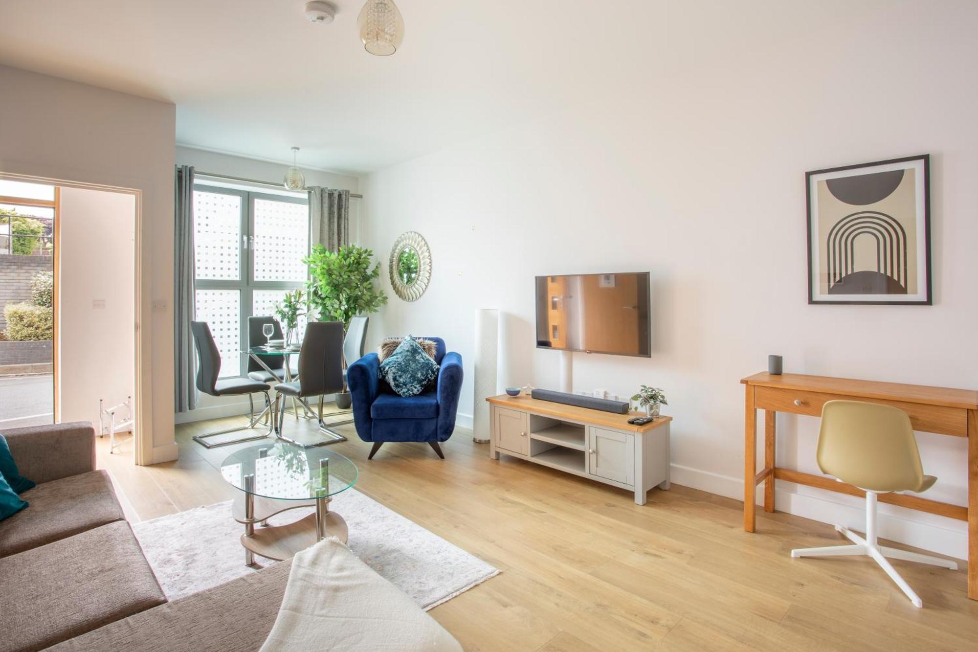 1 Bed Apartment - Redhill Central, Surrey, Gatwick #2 Kültér fotó